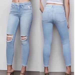 GOOD AMERICAN CROP SKINNY JEANS SZ 8